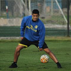 La dura lesión en el hombro que complica a Braulio Leal