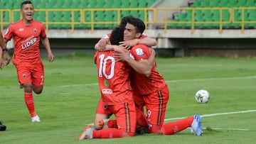 El equipo boyacense se impuso por la mínima diferencia con una anotación de Misael Martínez. Pereira jugó gran parte del segundo tiempo con 10 jugadores