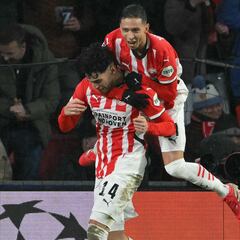 Ricardo Pepi anota ante el Liverpool en Champions League