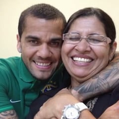 La madre de Alves podría enfrentarse a prisión por difundir un vídeo de la presunta víctima