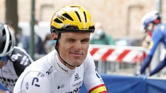 Tim Merlier gana al esprint