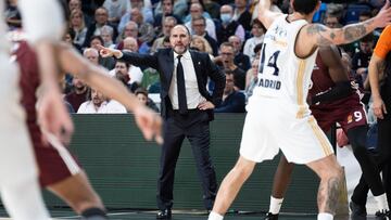 Chus Mateo, entrenador del Real Madrid, durante el partido de la Euroliga ante el Bayern M¨²nich.