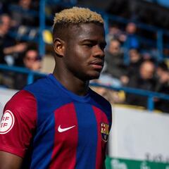 El Girona, a por el culé Faye