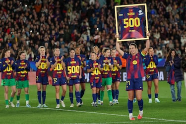 Alexia Putellas celebra sus 500 partidos con el Barcelona con un gol y dos asistencias en el Camp Nou.