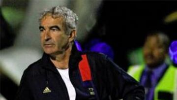 Domenech cree que algunos jugadores podrían negarse a jugar ante Sudáfrica
