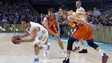 Facundo Campazzo supera a Vives y Marinkovic en el Madrid-Valencia de la 12&ordf; jornada de la Euroliga.