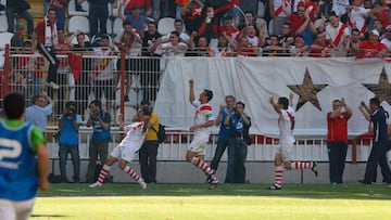 Pach&oacute;n celebra el 1-0 al Zamora.