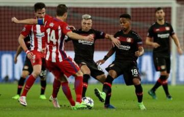 Bayer Leverkusen - Atletico Madrid: In Pictures