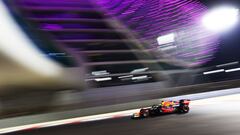 Max Verstappen of Mercedes and Lewis Hamilton of Red Bull will go down the wire in only the second time in Formula 1 history that the top two contenders head into the finale with the same number of points.