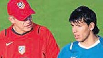 <b>LO DOSIFICA. </b>Aguirre se guardará al Kun para la segunda parte.