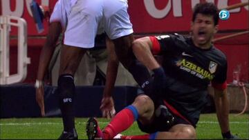Kondogbia le pisó a Diego Costa y fue expulsado.
