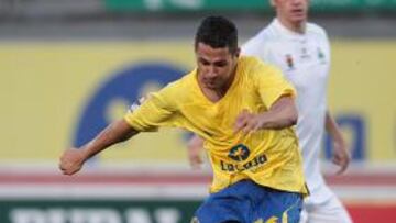 <b>DOS AÑOS MÁS DE CONTRATO. </b>Vitolo jugó y encandiló en el inicio de la temporada pasada.