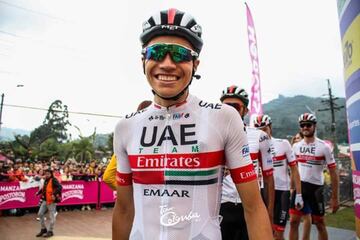 Con 23 años, el joven nacido en Boyacá llegó para el 2019 al UAE Team Emirates, equipo del World Tour. Cristian Muñoz es un escalador muy fuerte en la montaña que inició su carera en Coldeportes Zenú. Tiene 2 victorias de etapa en la Vuelta de la Juventud y 1 victoria en el Giro Ciclisto de Italia.