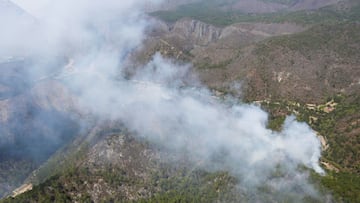 Reportan incendio en base de la Guardia Nacional en Iztapalapa