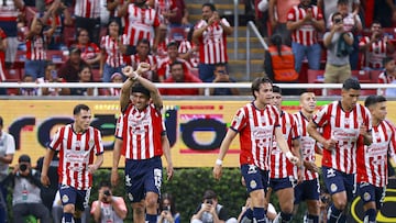 Erick Gutierrez celebrates his goal 1-0 of Guadalajara during the 16th round match between Guadalajara and Puebla as part of the Liga BBVA MX, Torneo Clausura 2025 at Akron Stadium, on April 15, 2025 in Guadalajara, Jalisco, Mexico.