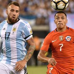 Alexis y el título: "Cambiamos la historia del fútbol chileno"