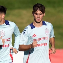 De la Fuente ya se fija en el pupilo de Pedri