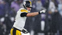 Mason Rudolph #2 of the Pittsburgh Steelers celebrates after throwing a touchdown.