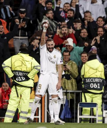 2-0. Karim Benzema celebr¨® el segundo gol.