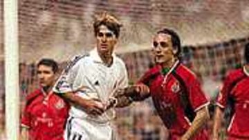 SEGURO. Savio contribuyó con un gol a la victoria del Madrid.