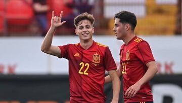 Riquelme y Camello, con la selección española sub-21.