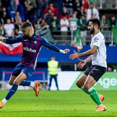 Vadillo debuta como armero tras mes y medio de espera