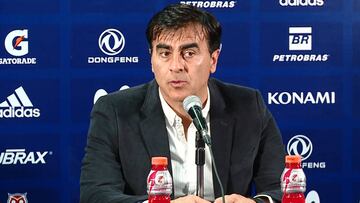 Quinteros reveló la fórmula fallida de la UC en el clásico