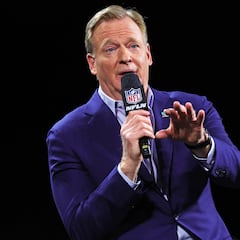 What is Roger Goodell’s net worth? How much money does he make for being the NFL commissioner?