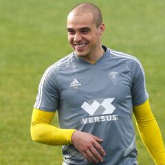 "Firmo que la temporada finalice y asciendan Cádiz y Zaragoza"