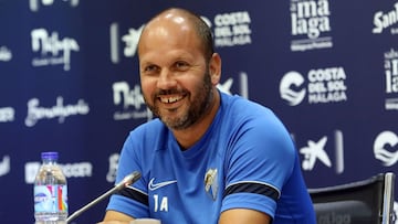 Jos&eacute; Alberto, durante la rueda de prensa de hoy.