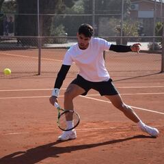 Alcaraz entrena en tierra con Buenos Aires en el punto de mira