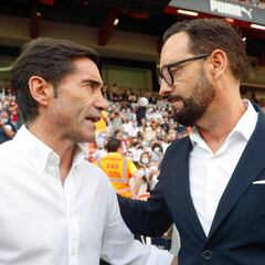 Mestalla en pie para recibir a Marcelino... y a Bordalás