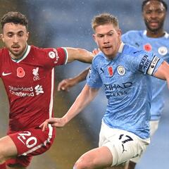 "Mientras nosotros jugamos a las damas, él juega al ajedrez"