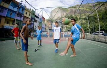 Brasil: fútbol y favelas