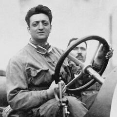 "Siempre aquí"; el recuerdo de Ferrari a quien creó la leyenda