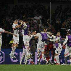 Otro chileno festeja en la Libertadores