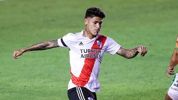 Jorge Carrascal durante el partido entre River Plate y Banfield.