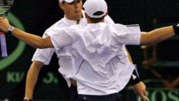 <strong>CAMPEONES.</strong> EEUU se lleva la Ensaladera 2007 tras batir a Rusia en la final por 3-0.