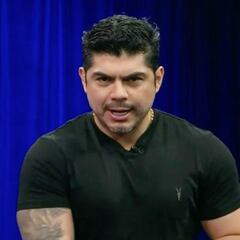 Da las noticias más crueles de México, pero se declara fan de un grande de la Liga MX