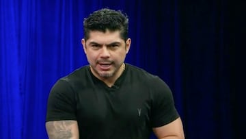 Da las noticias más crueles de México, pero se declara fan de un grande de la Liga MX