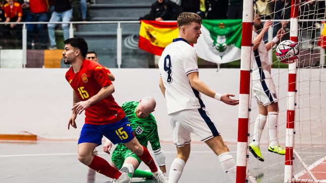 Resumen del España - Inglaterra: goles y resultado de la clasificación a la Eurocopa