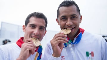 Federaci&oacute;n de Nataci&oacute;n evita que Rommel Pacheco compita