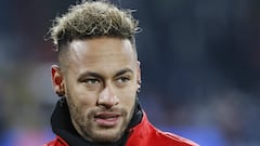 Neymar, Pogba, De Ligt... Monday transfer round-up