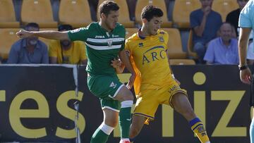 Imagen del encuentro entre Alcorcón y Leganés disputado esta mañana en el Estadio de Santo Domingo.