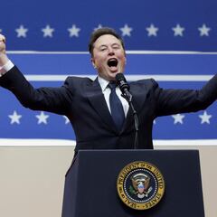 Bill Burr doesn’t hold back on Elon Musk: “He comes to this country and wants to turn it into a f****** dictatorship”