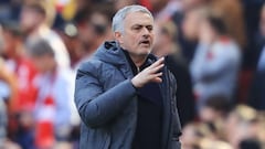 Mourinho: Manchester United lack strength in depth to fight in two competitions
