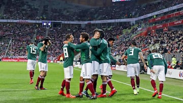 Photo during the match Poland vs Mexico, friendly preparation for the 2018 FIFA World Cup Russia at the Arena Gdansk Stadium, Gdansk.   Foto durante el partido Polonia vs Mexico, amistoso de preparacion rumbo a la Copa Mundial de la FIFA Rusia 2018 en el Estadio Arena Gdansk, Gdansk, en la foto: Gol Raul Jimenez Mexico   13/11/2017/MEXSPORT/Eric Alonso