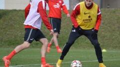 Castillo sufre lesión en la rodilla y dice adiós a la temporada