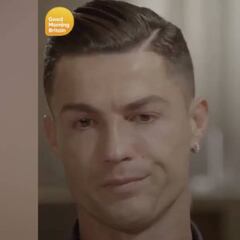 Cristiano rompe a llorar en plena entrevista al ver un vídeo de su padre