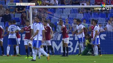 El teatro memorable del portero del Nástic: en Zaragoza no se lo creen...